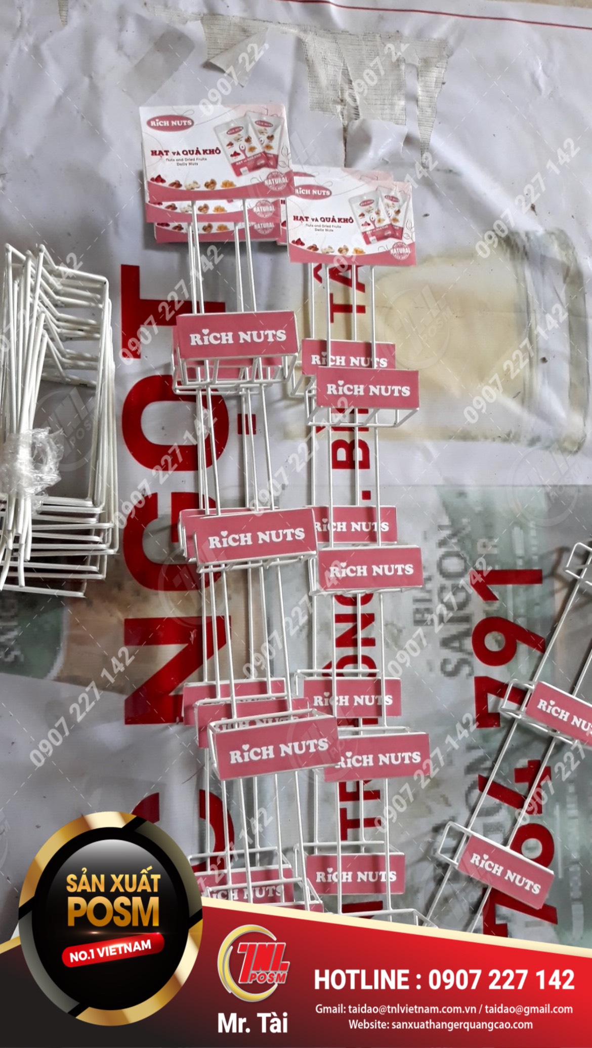 hanger sắt ( Vỉ treo sắt )