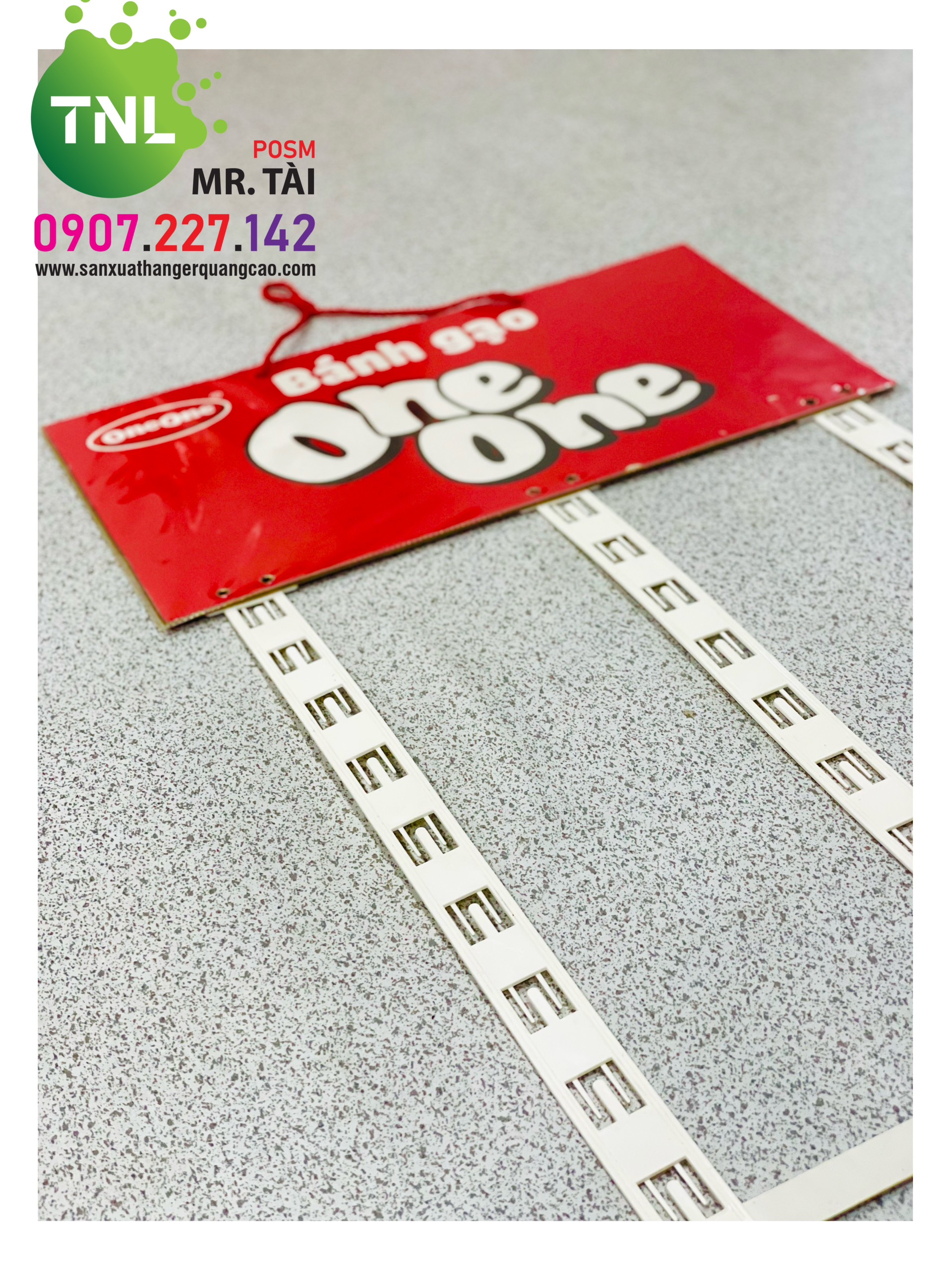 vỉ treo dây nhựa ( Hanger dây nhựa )