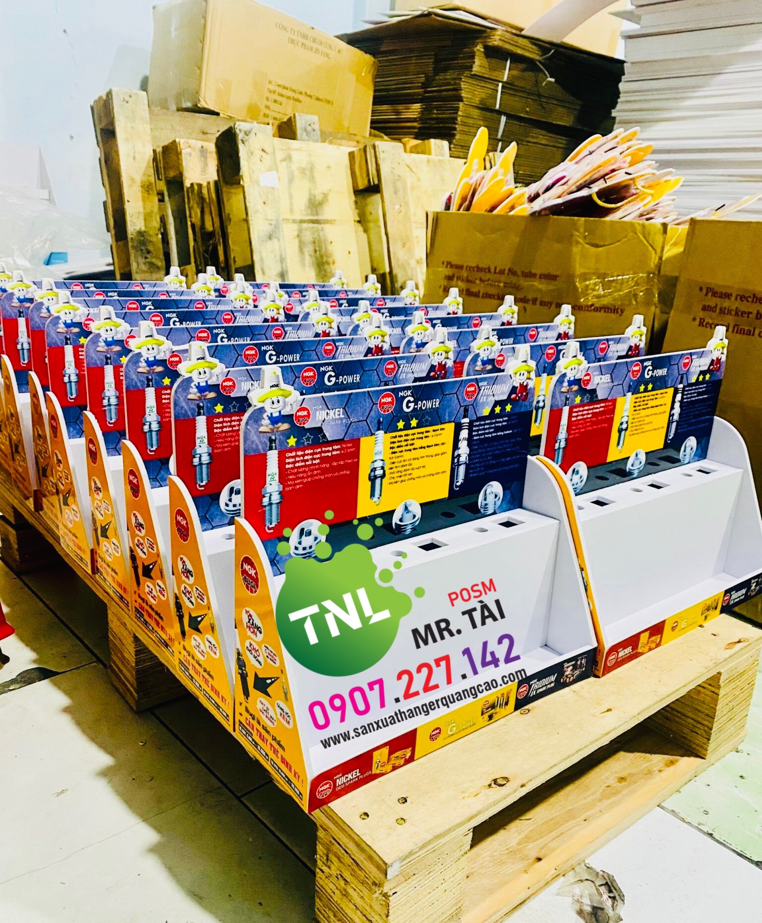 kệ trưng bày, kệ format. kệ trưng bày format, kệ quảng cáo, kệ formex, kệ trưng bày formex