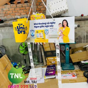 Vỉ treo nhựa, vỉ treo dây nhựa, vỉ treo quảng cáo, vỉ treo sản phẩm, vỉ treo hanger, vỉ treo giá rẻ